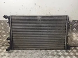 Volkswagen Polo IV 9N3 Radiateur de refroidissement 6Q0121253R