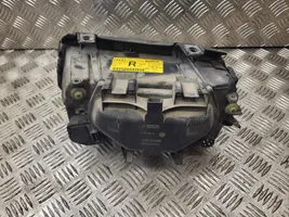 Audi A4 S4 B5 8D Lampa przednia 8D0941004E