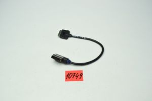 Audi A6 S6 C6 4F iPod savienotājs 4F0051510K