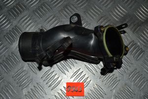 Toyota Avensis T270 Tube d'admission d'air 11613465415