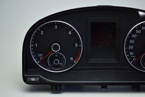 Volkswagen Touran II Compteur de vitesse tableau de bord 1T0920865A