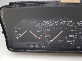 Volkswagen PASSAT B3 Compteur de vitesse tableau de bord 357919033S
