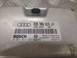 Audi A4 S4 B6 8E 8H Variklio valdymo blokas 038906019JP