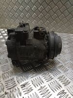 Audi A6 Allroad C5 Ilmastointilaitteen kompressorin pumppu (A/C) SB2-056951