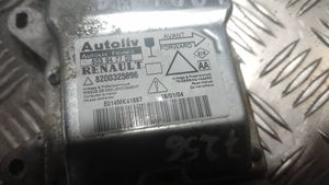 Renault Laguna II Centralina/modulo airbag 8200325696