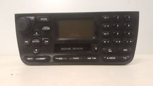 Jaguar XJ X308 Radio/CD/DVD/GPS-pääyksikkö LNF4100AA
