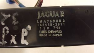 Jaguar XJ X300 Climate control unit LNA7690BA