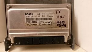 Toyota Yaris Komputer / Sterownik ECU i komplet kluczy 896610D012