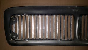 Jaguar XJ X300 Grille calandre supérieure de pare-chocs avant 