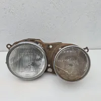 BMW 5 E28 Lampa przednia 24455R20