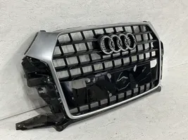 Audi Q3 8U Etupuskurin ylempi jäähdytinsäleikkö 8U0853653M