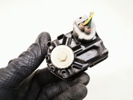 Mazda 6 Moteur de réglage du niveau des phares 86090190701