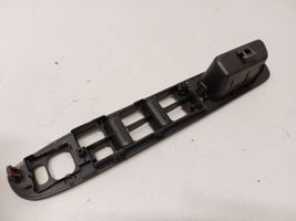 Subaru Impreza II Support bouton lève vitre porte avant 