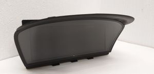 BMW 5 E60 E61 Monitor / wyświetlacz / ekran 65826945660