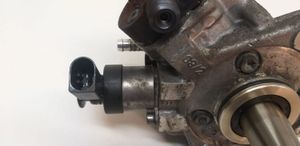 BMW 3 F30 F35 F31 Polttoaineen ruiskutuksen suurpainepumppu 0445010517