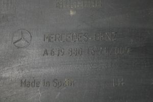 Mercedes-Benz Vito Viano W639 Coin de pare-chocs arrière A6398801671