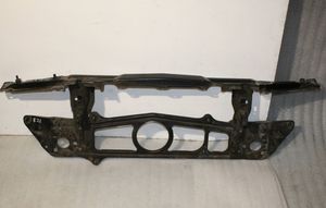 BMW 7 E38 Staffa del pannello di supporto del radiatore parte superiore 