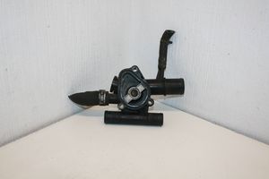 Opel Vivaro Thermostat / Thermostatgehäuse 8200074349C