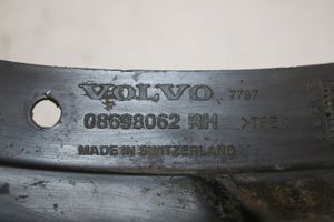 Volvo V70 Front mudguard 08698062