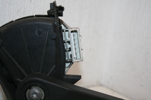 Volvo S80 Accelerator throttle pedal 30683516