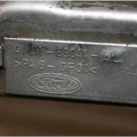 Ford Focus Viršutinė dalis radiatorių panelės (televizoriaus) 4M519B041AC