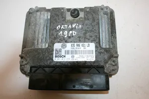 Skoda Octavia Mk2 (1Z) Calculateur moteur ECU 03G906021LB