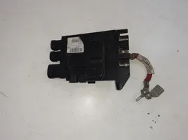 Renault Megane III Câble de batterie positif 243800011R