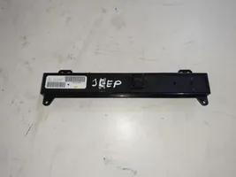 Jeep Grand Cherokee (WK) Autres commutateurs / boutons / leviers P04602804AB