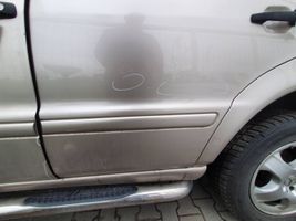 Mercedes-Benz ML W163 Drzwi tylne 693 (TRAVERTINBEIGE METAL