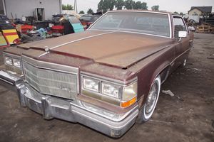 Cadillac DeVille Pare-choc avant 1983 COUPE