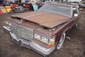 Cadillac DeVille Pare-choc avant 1983 COUPE