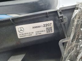 Mercedes-Benz Actros Elektryczne lusterko boczne drzwi przednich A9608112207 5-PIN