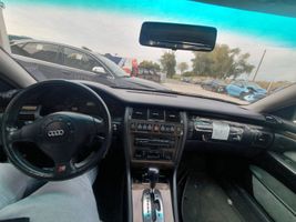 Audi A8 S8 D2 4D Deska rozdzielcza 