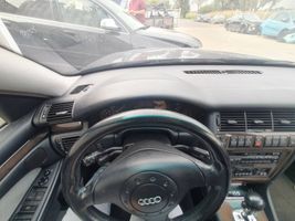 Audi A8 S8 D2 4D Deska rozdzielcza 