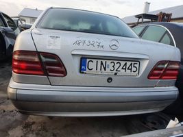 Mercedes-Benz E W210 Paraurti 744 SEDAN