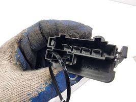 Seat Ibiza II (6k) Heater blower motor/fan resistor 3131090055