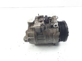 Mercedes-Benz SL R230 Ilmastointilaitteen kompressorin pumppu (A/C) 447220-8252