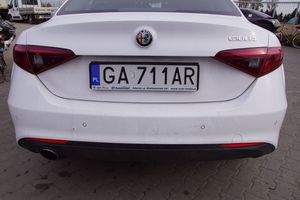 Alfa Romeo Giulia Paraurti BIAŁY