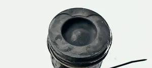 Mitsubishi Montero Piston 