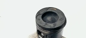 Mitsubishi Montero Piston 