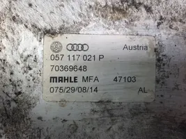 Audi A8 S8 D4 4H Radiatore di raffreddamento 057117021P