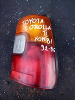 Toyota Corolla E100 Aizmugurējais lukturis virsbūvē 