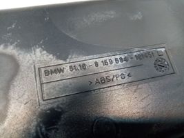 BMW 5 E39 Muu keskikonsolin (tunnelimalli) elementti 51168159694