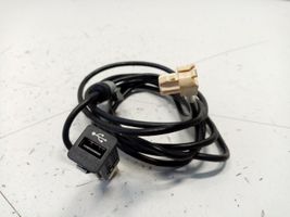 BMW 6 F12 F13 USB-pistokeliitin 9237656