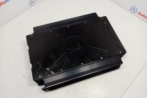 65128362175 BMW 7 E38 Endstufe Audio-Verstärker, 69.30 € | RRR 