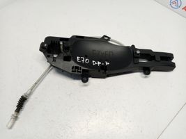 BMW X5 E70 Klamka/wspornik zewnętrzny drzwi przednich 51217193264