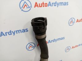 BMW X5M E70 Moottorin vesijäähdytyksen putki/letku 17127576369