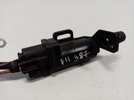 BMW 5 F10 F11 Kita variklio skyriaus detalė 61149214830