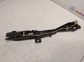 BMW 3 G20 G21 Altra parte del vano motore 61136991227