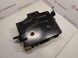 BMW 3 G20 G21 Support boîte de batterie 61216832935